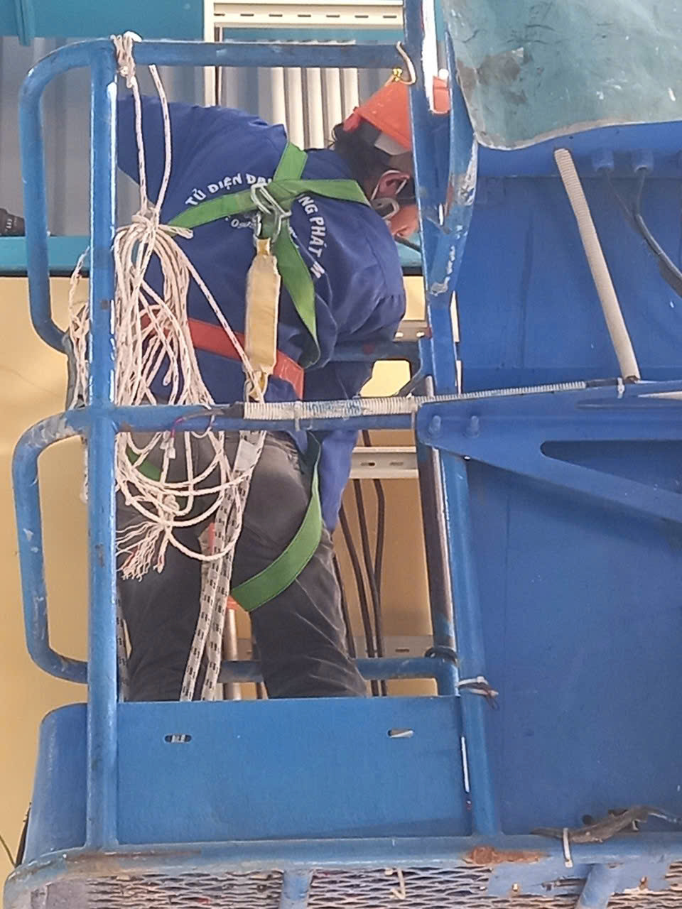Thiết kế lắp đặt tủ điện công nghiệp 
