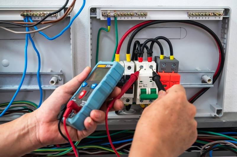 Lắp Tủ Điện Cần Lưu Ý Gì Về An Toàn?